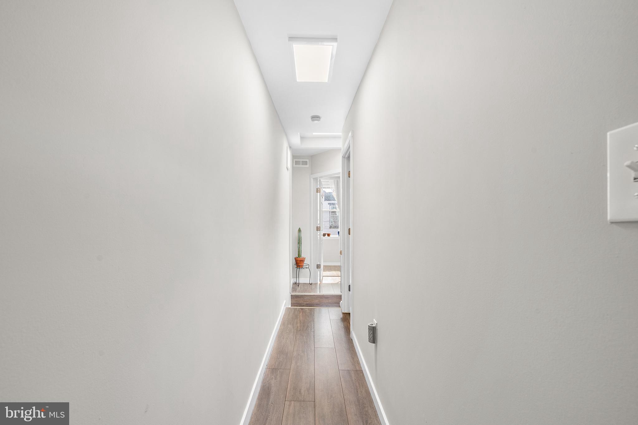 1837 E ALBERT STREET