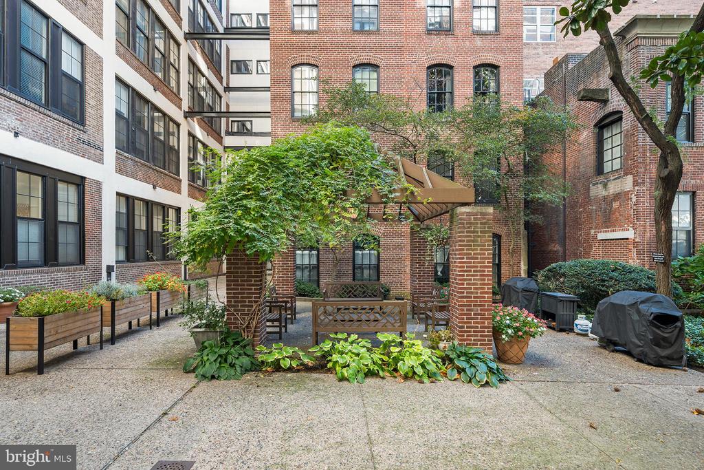315 NEW STREET 614