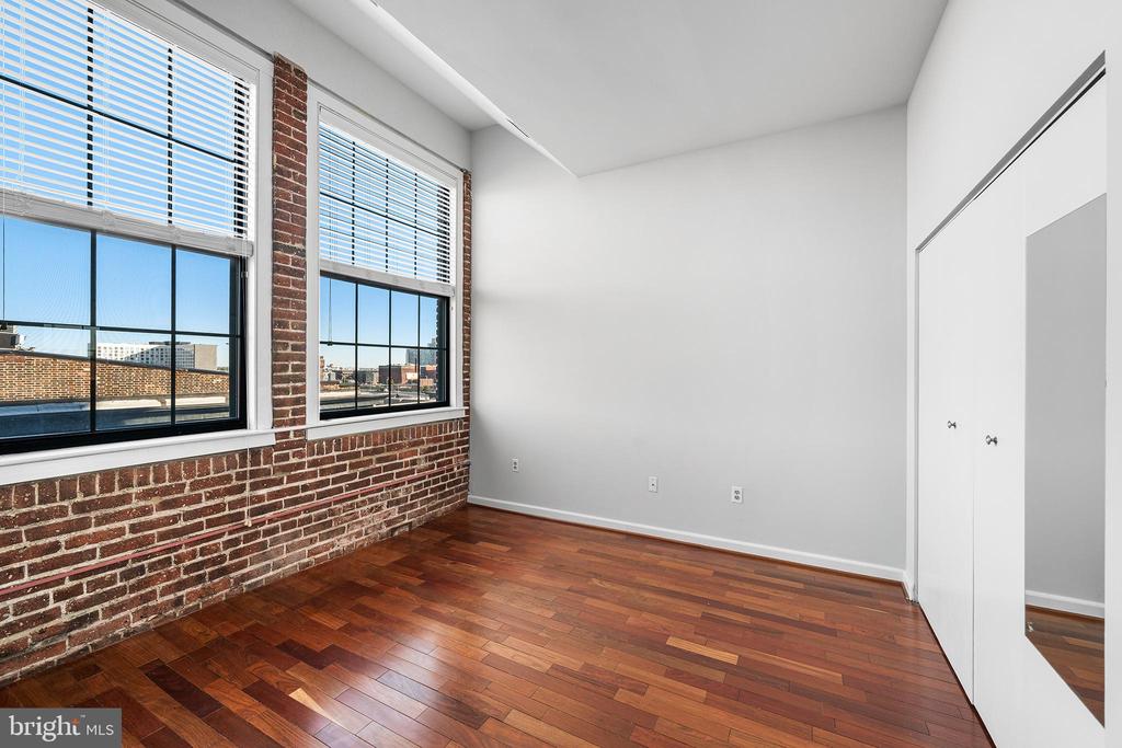 315 NEW STREET 614