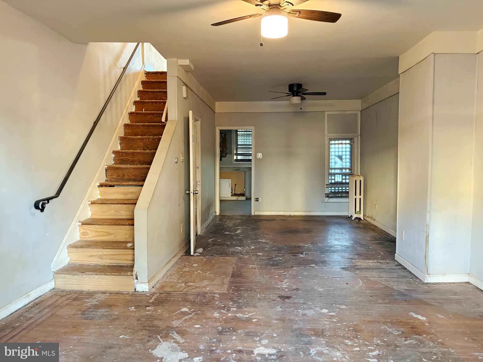 136 W CLARKSON AVENUE