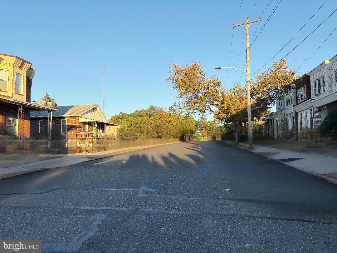 136 W CLARKSON AVENUE