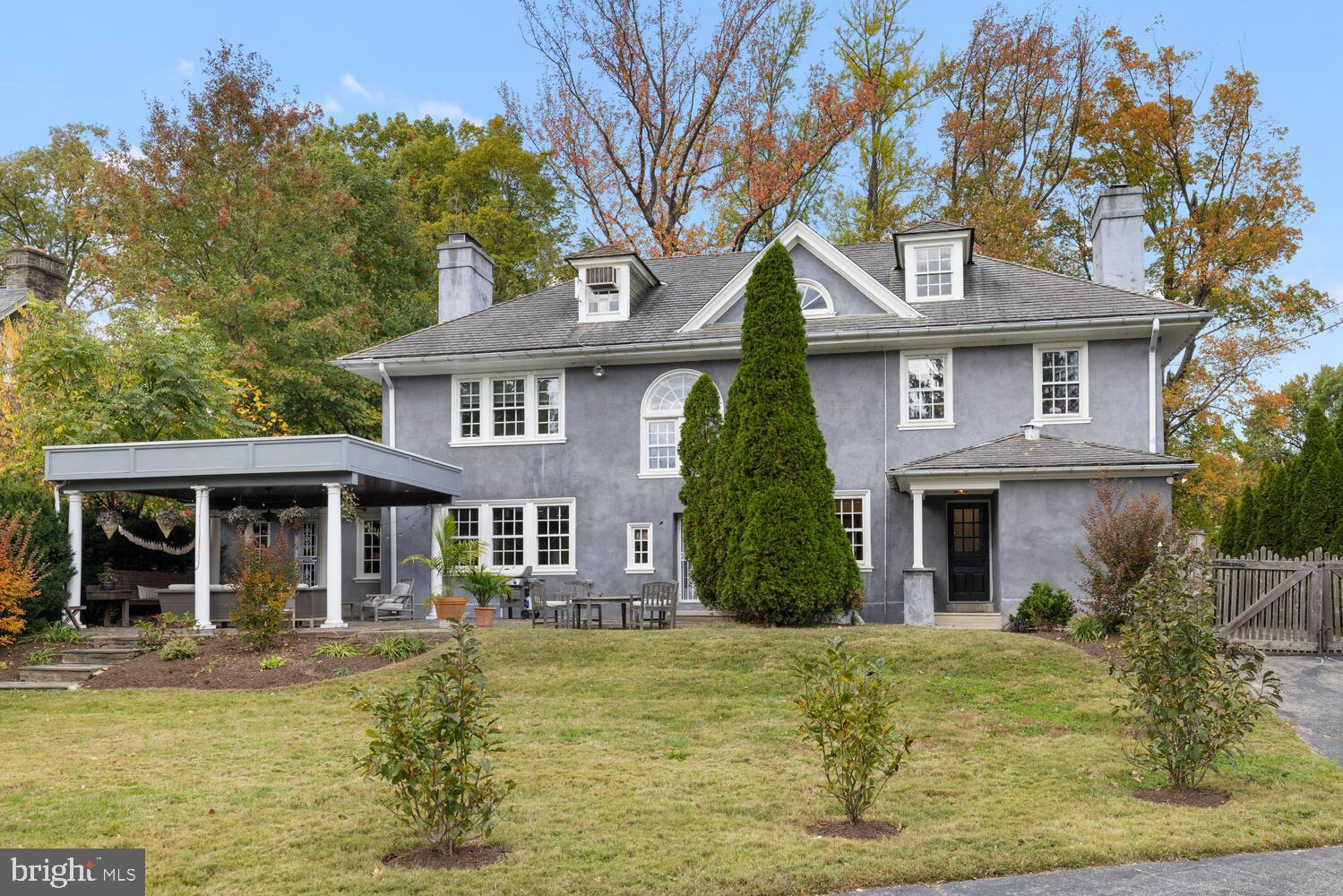 1012 W CLIVEDEN STREET