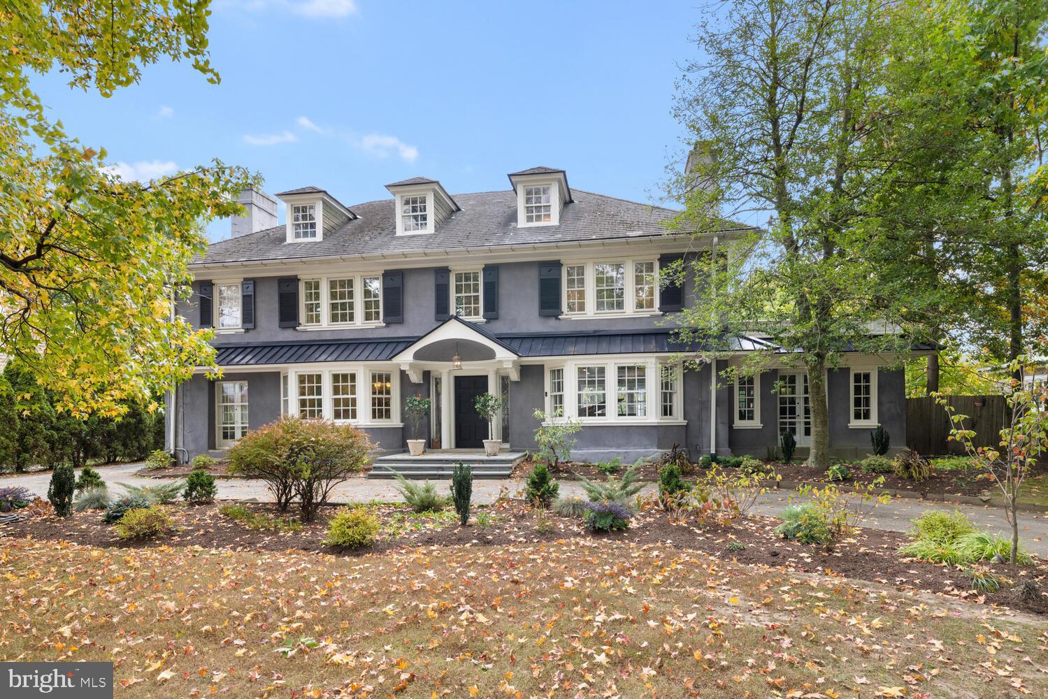 1012 W CLIVEDEN STREET