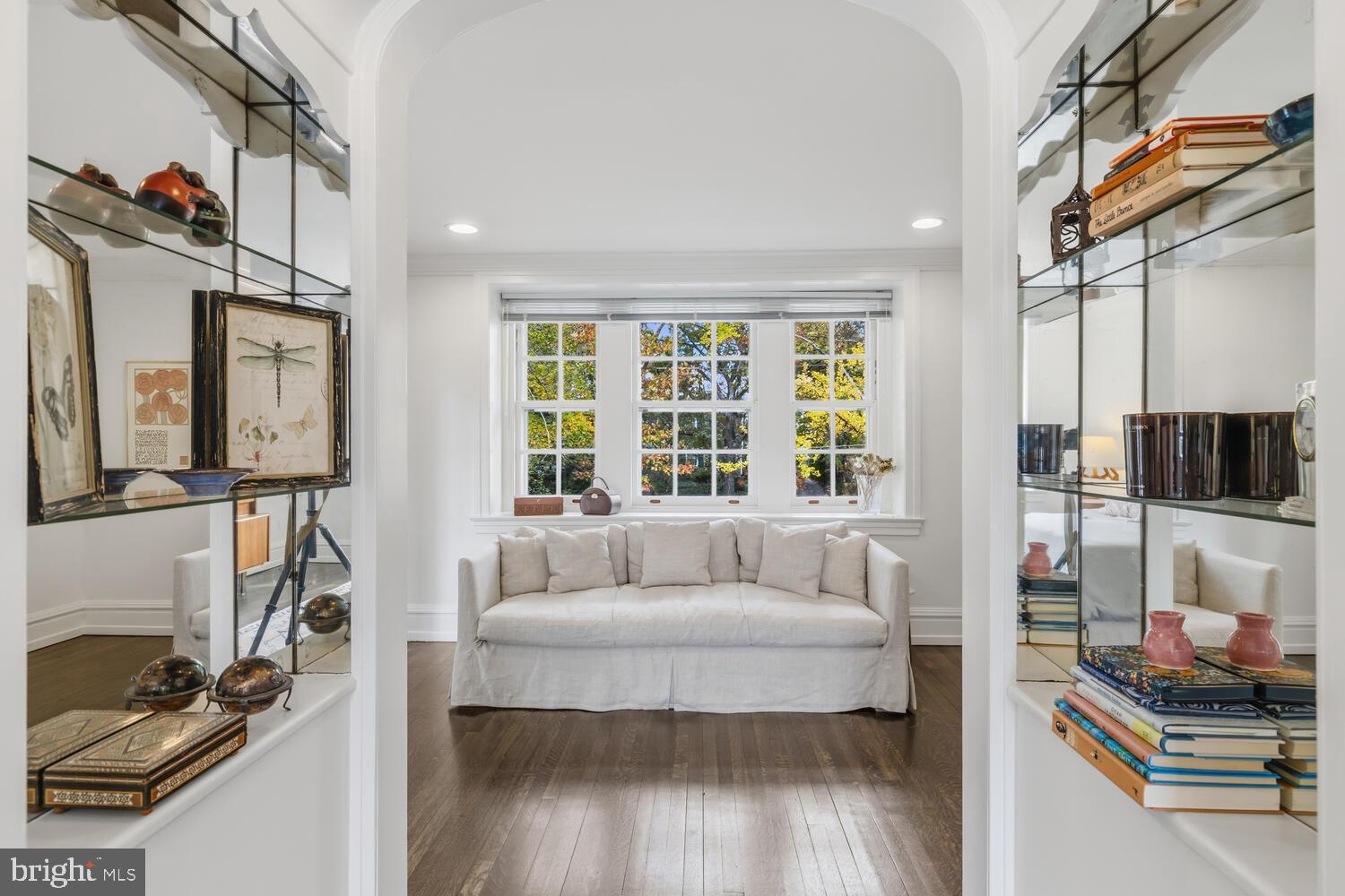 1012 W CLIVEDEN STREET