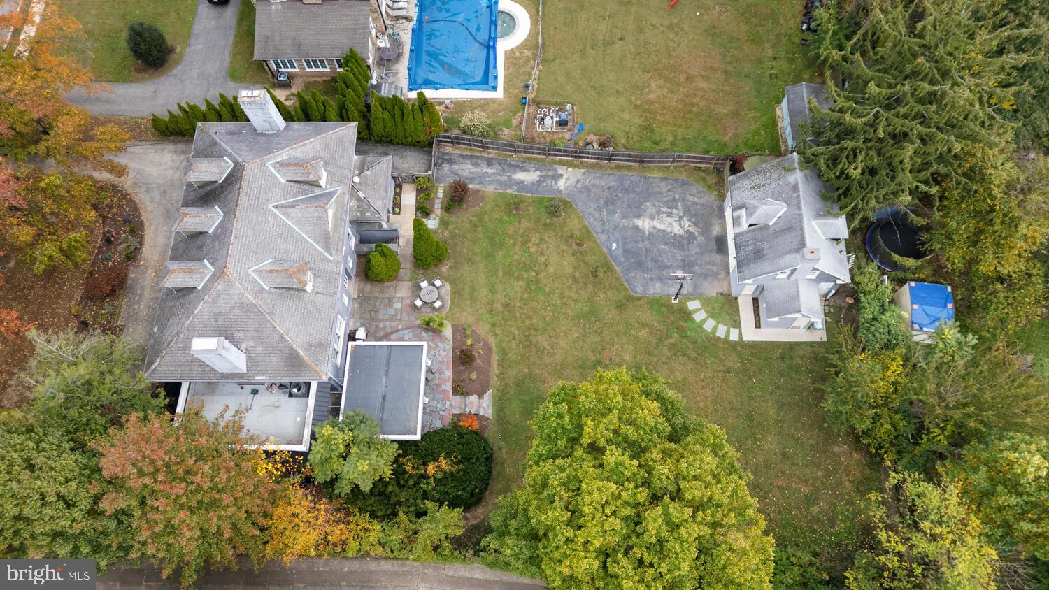 1012 W CLIVEDEN STREET