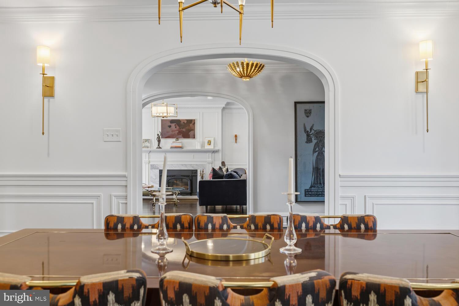 1012 W CLIVEDEN STREET