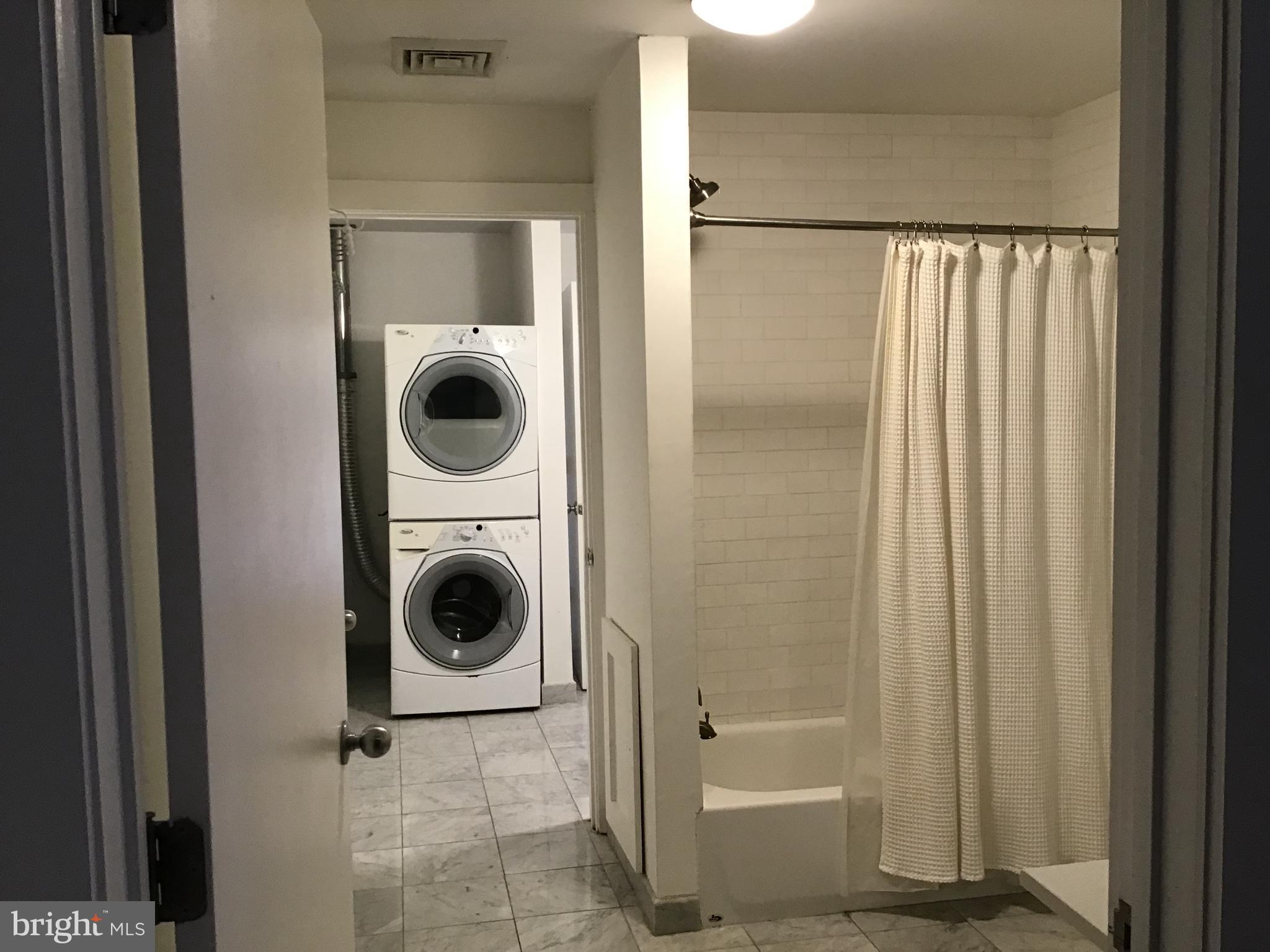 1125 E COLUMBIA AVENUE 203