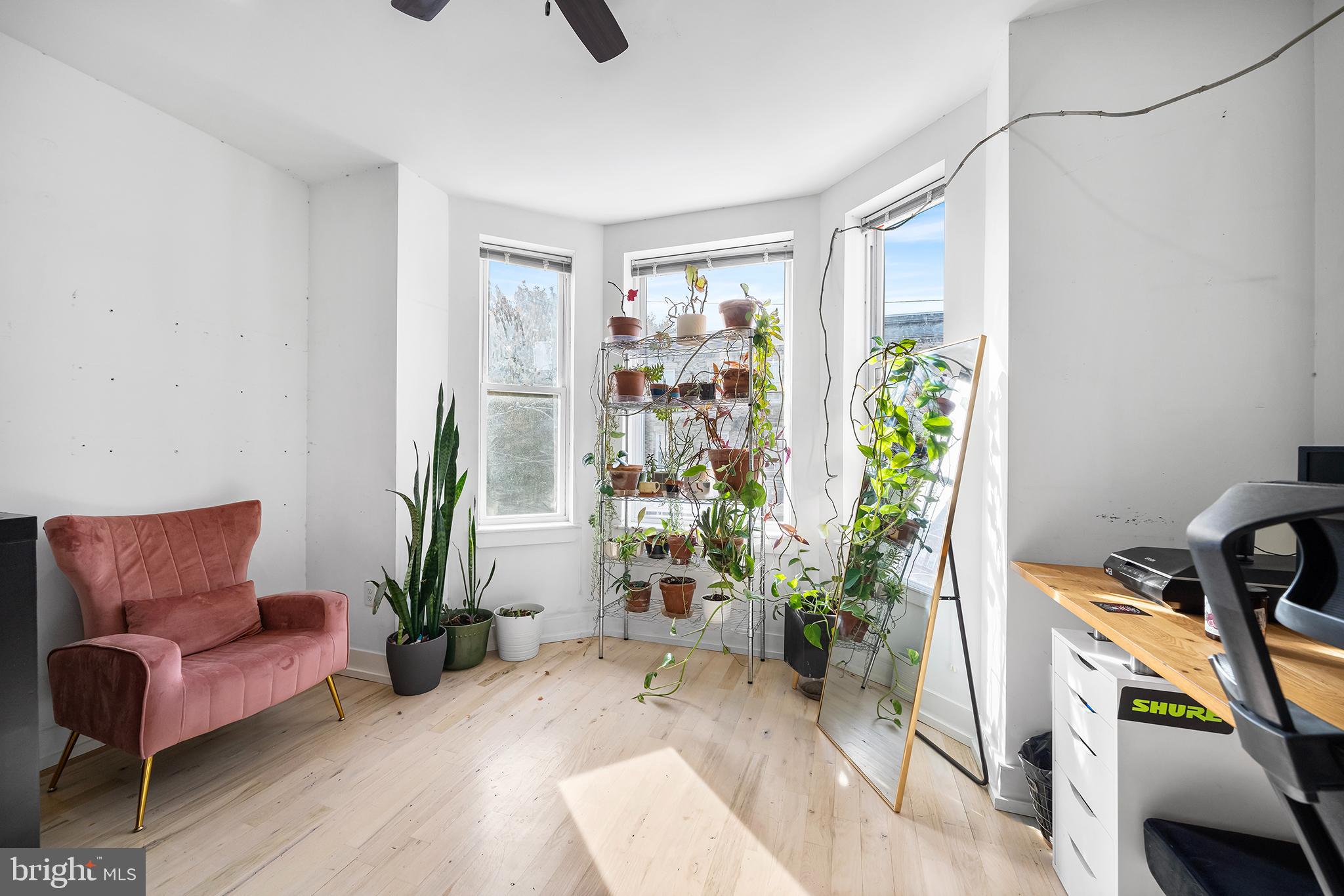 3215 W NORRIS STREET