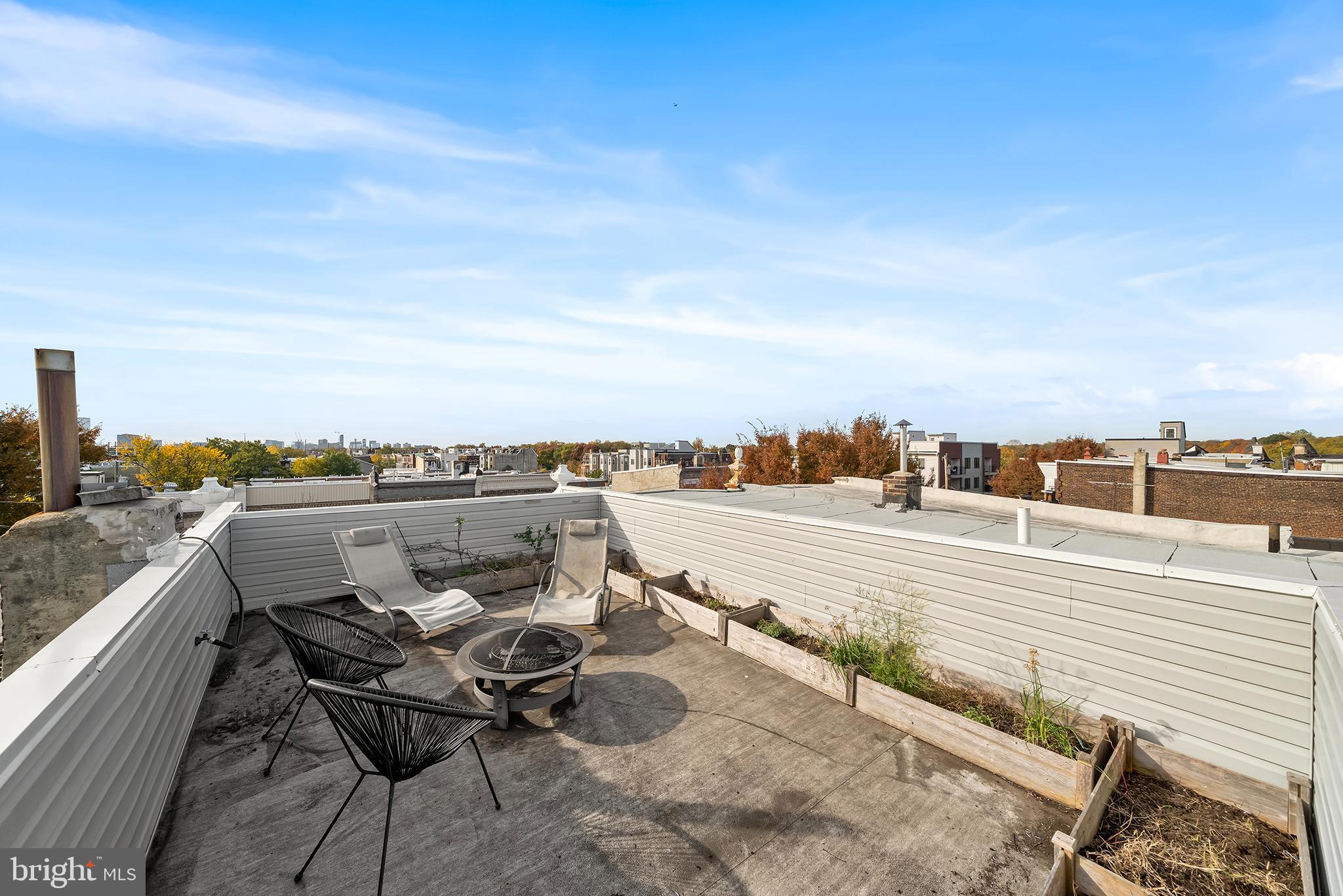 3215 W NORRIS STREET