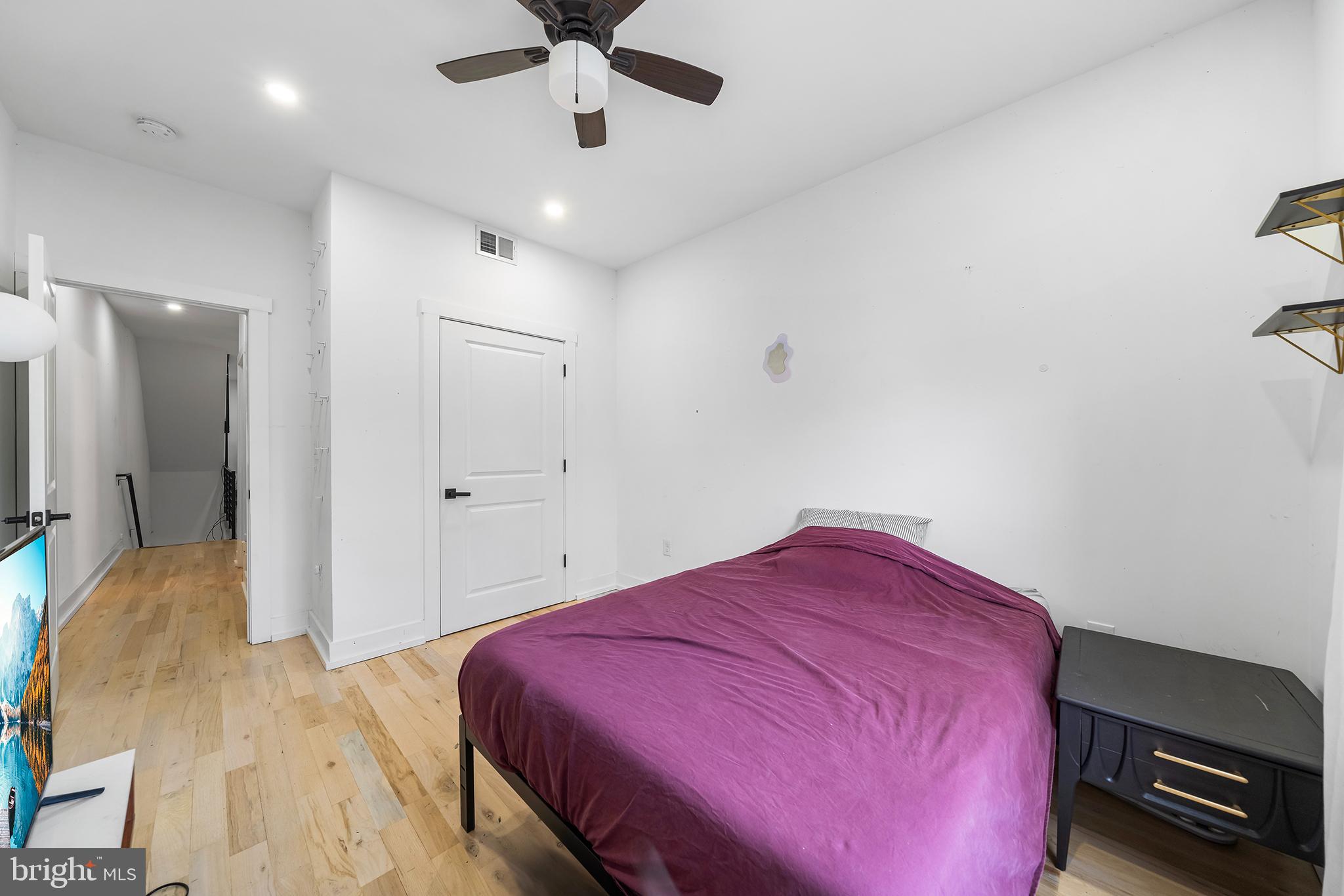 3215 W NORRIS STREET