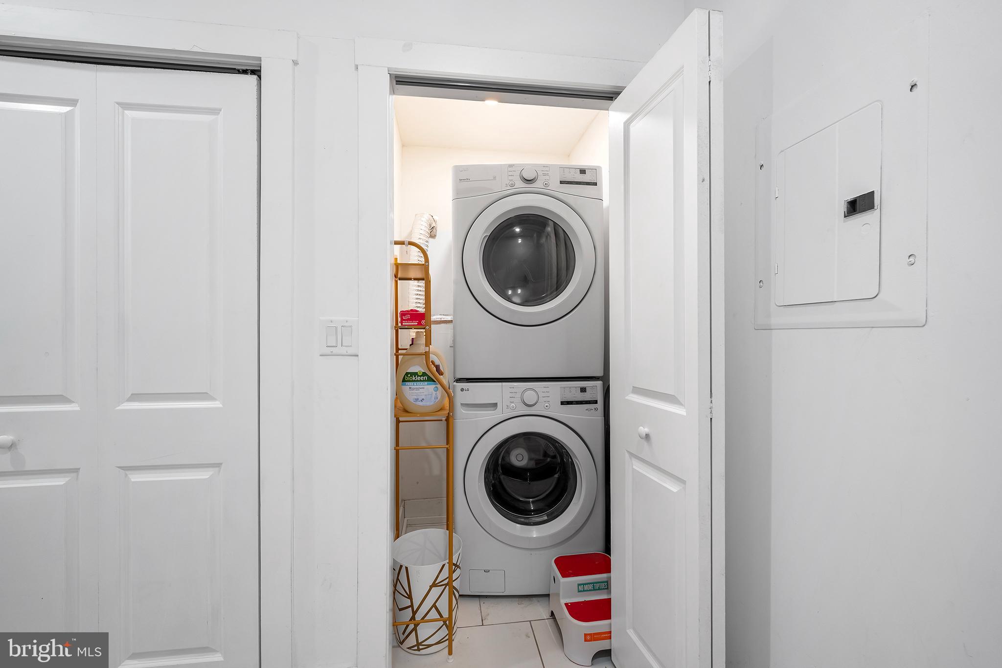 3215 W NORRIS STREET