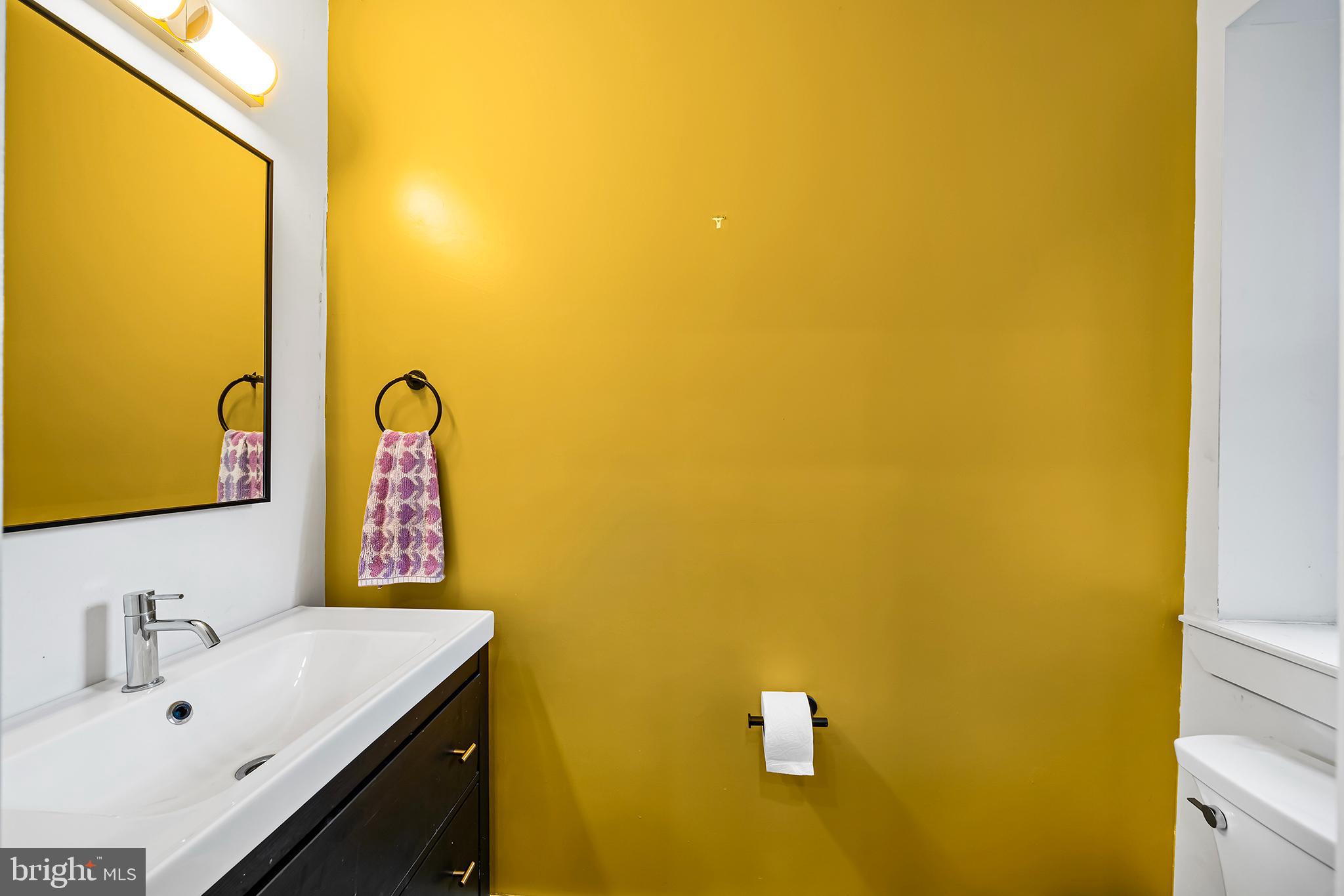 3215 W NORRIS STREET