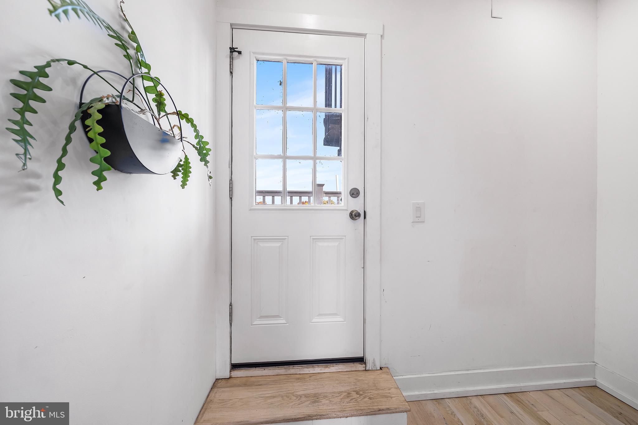 3215 W NORRIS STREET