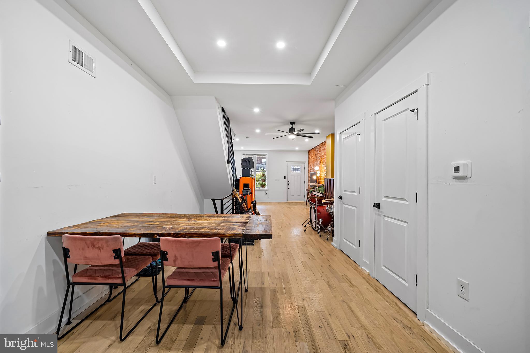 3215 W NORRIS STREET