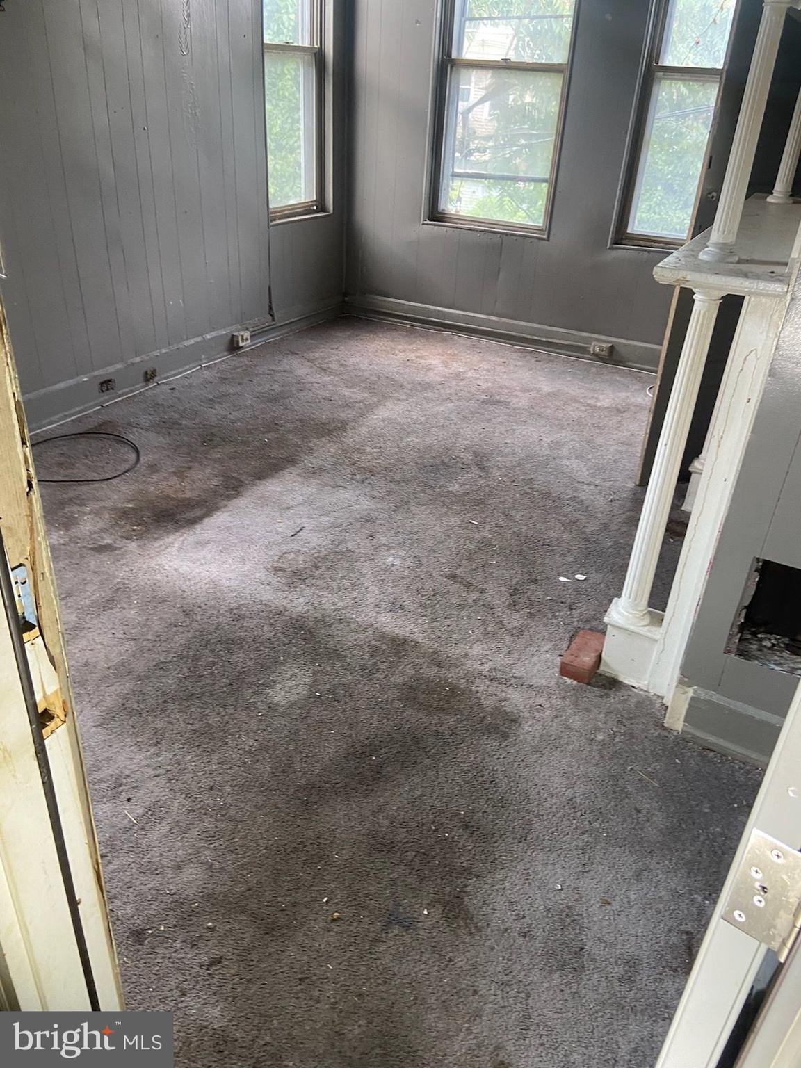 2235 W ONTARIO STREET