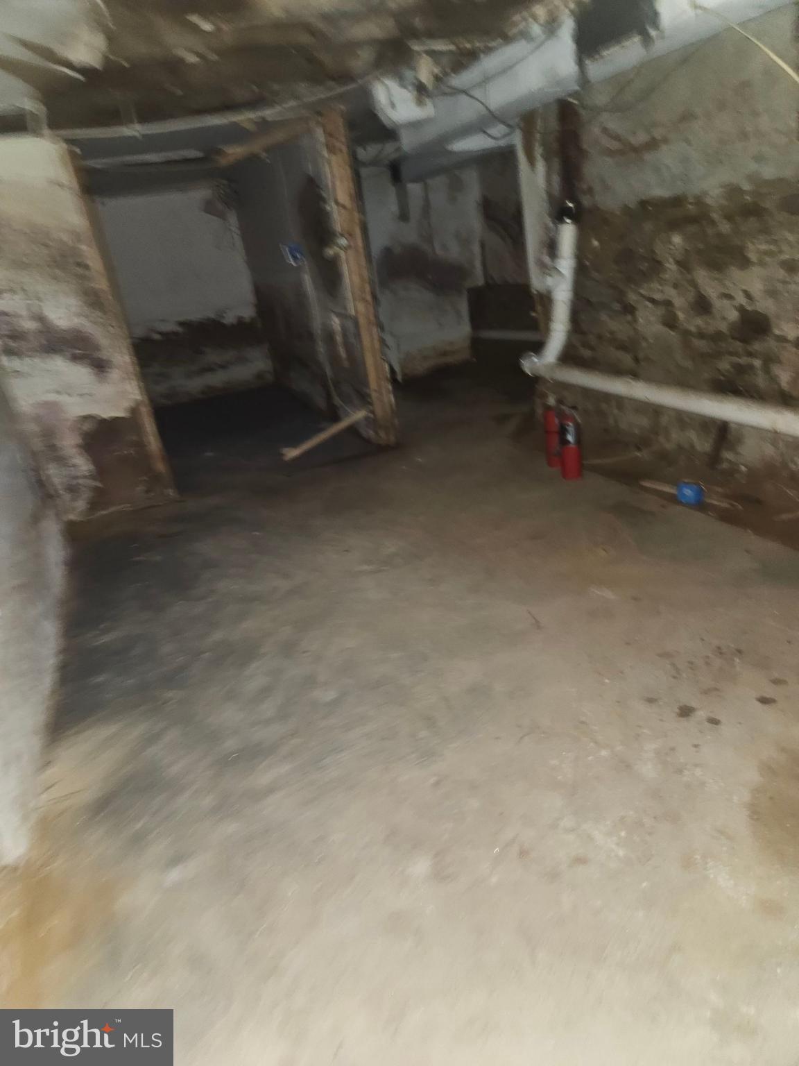 2235 W ONTARIO STREET