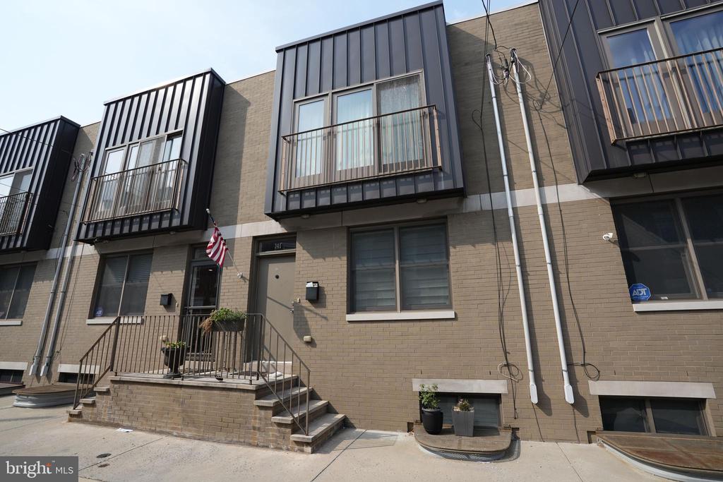 341 CANTRELL STREET