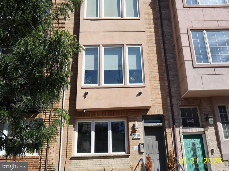 1815 BAINBRIDGE STREET 00 2