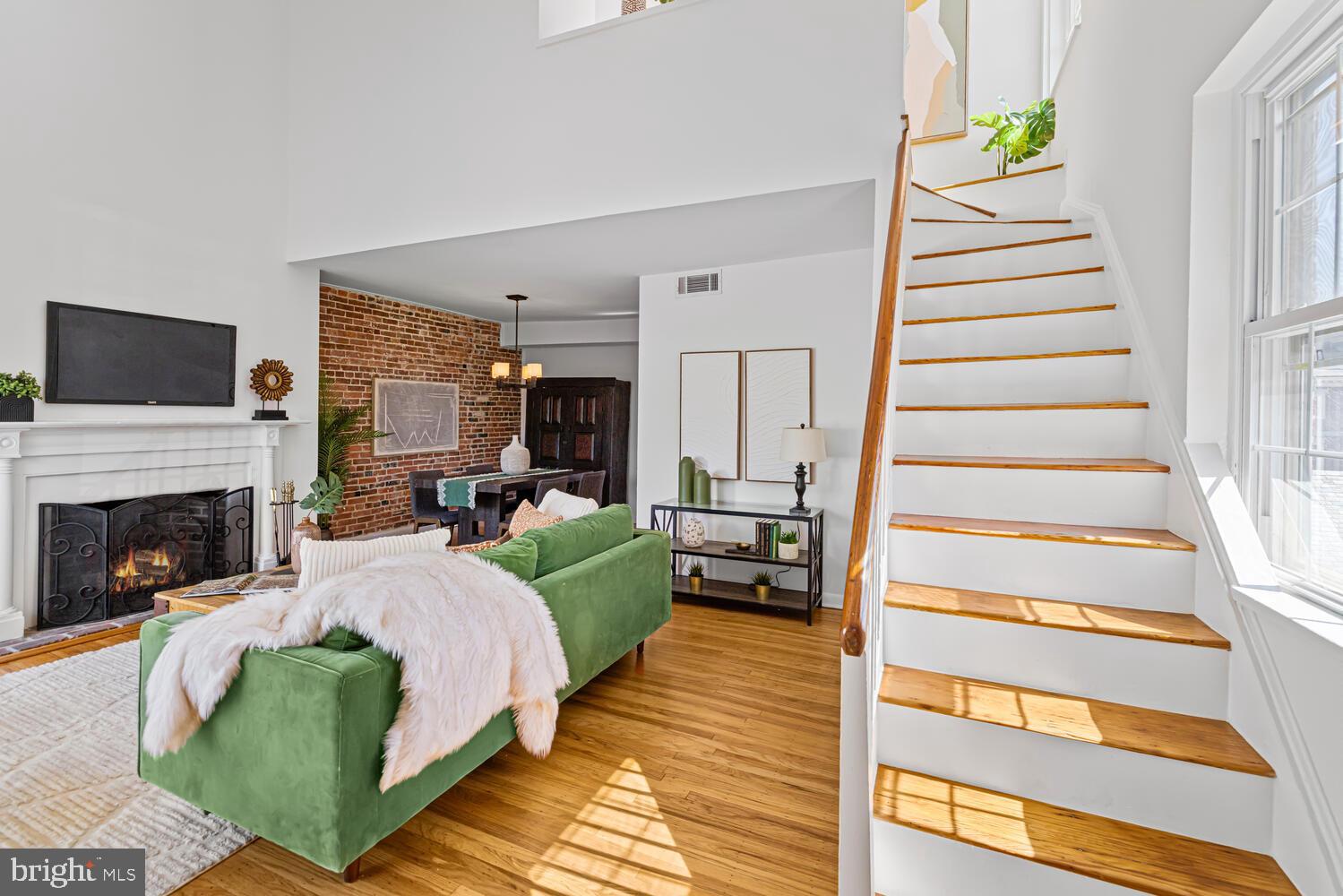 400-16 S 2ND STREET 416B