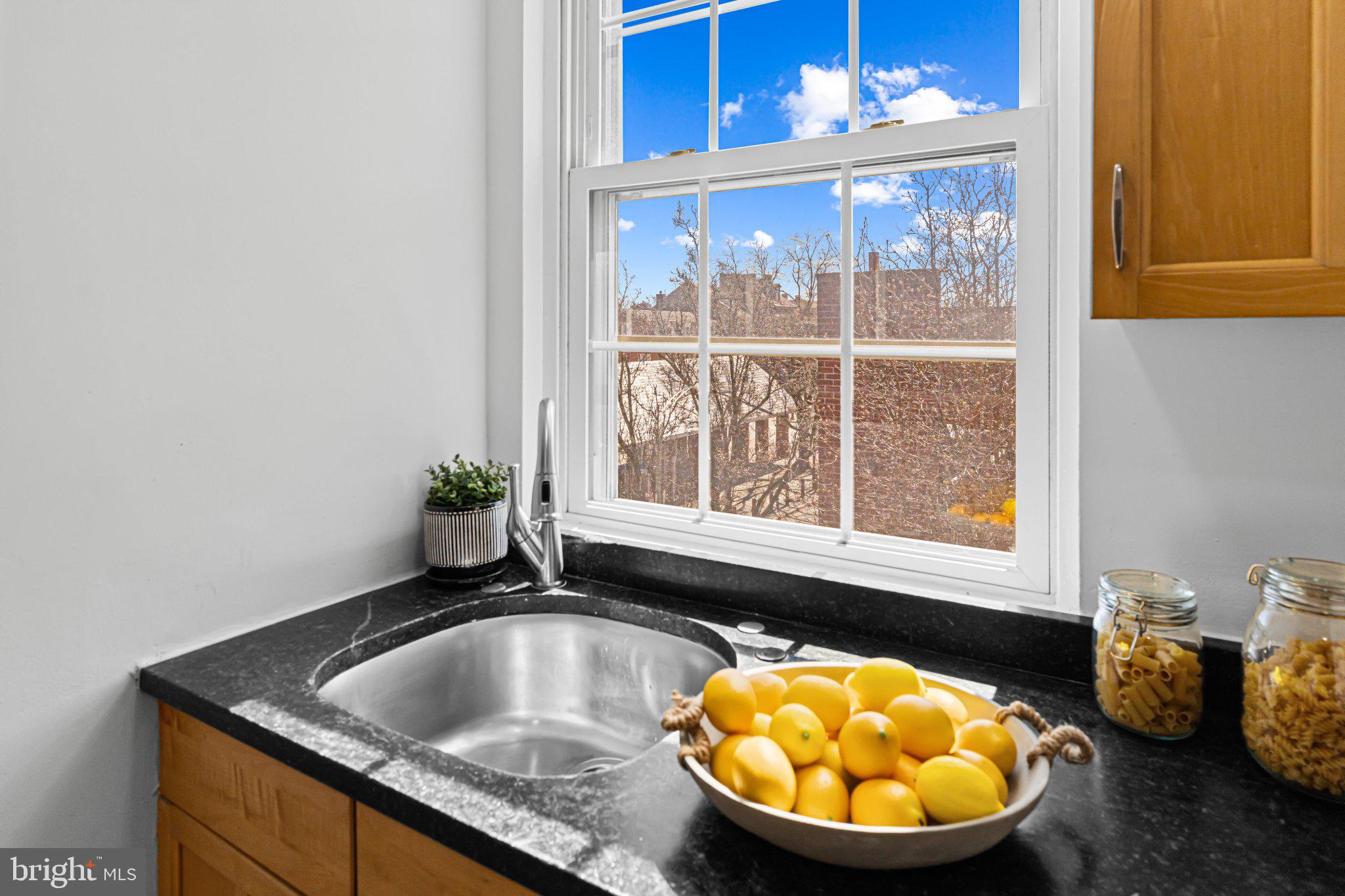 400-16 S 2ND STREET 416B