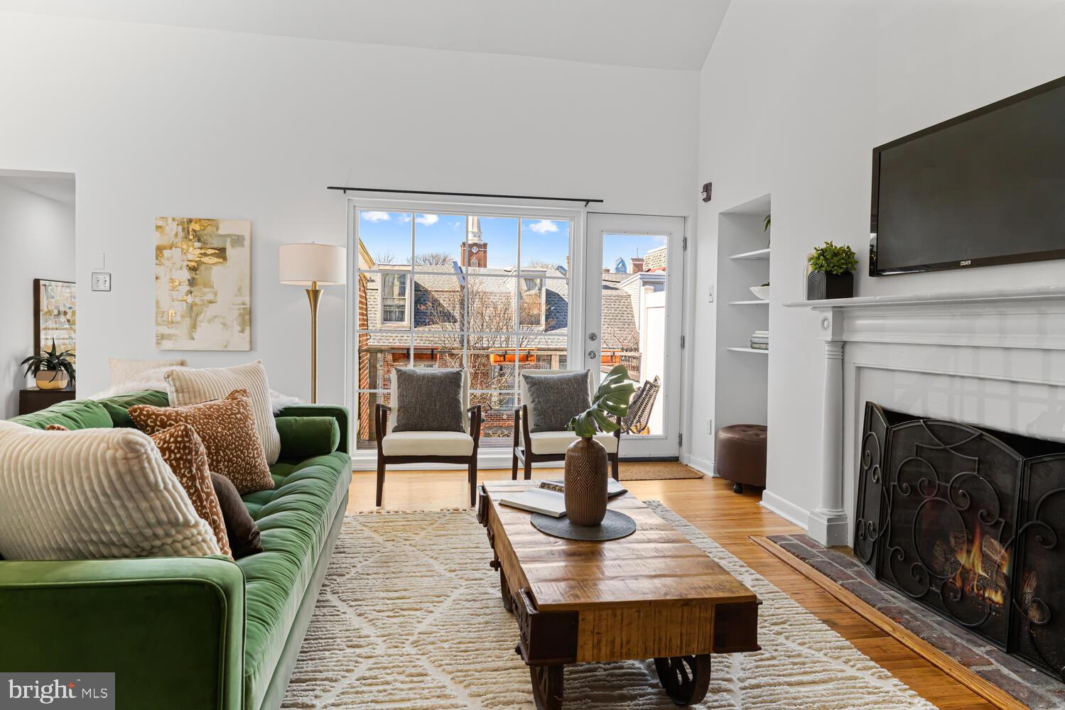 400-16 S 2ND STREET 416B