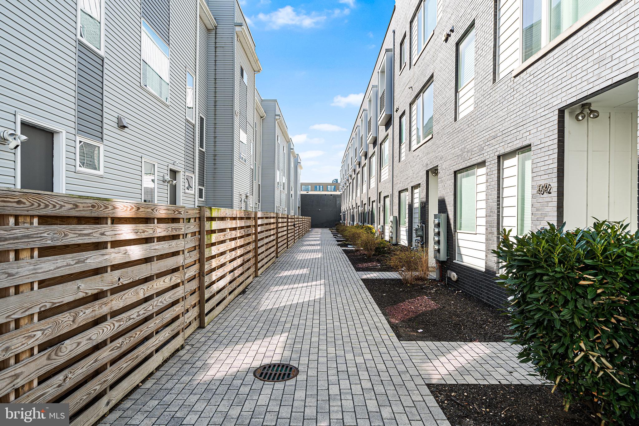 1640 N 5TH COURT 29A