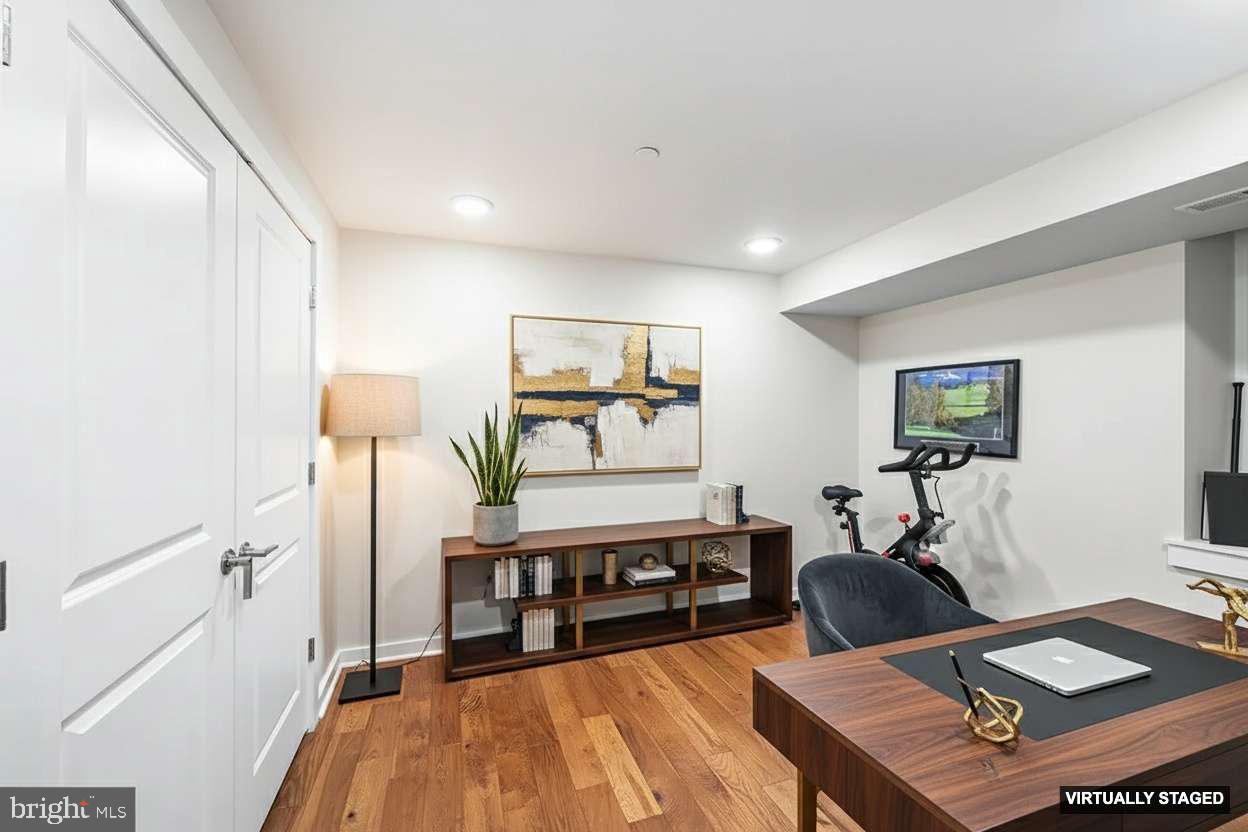 1640 N 5TH COURT 29A