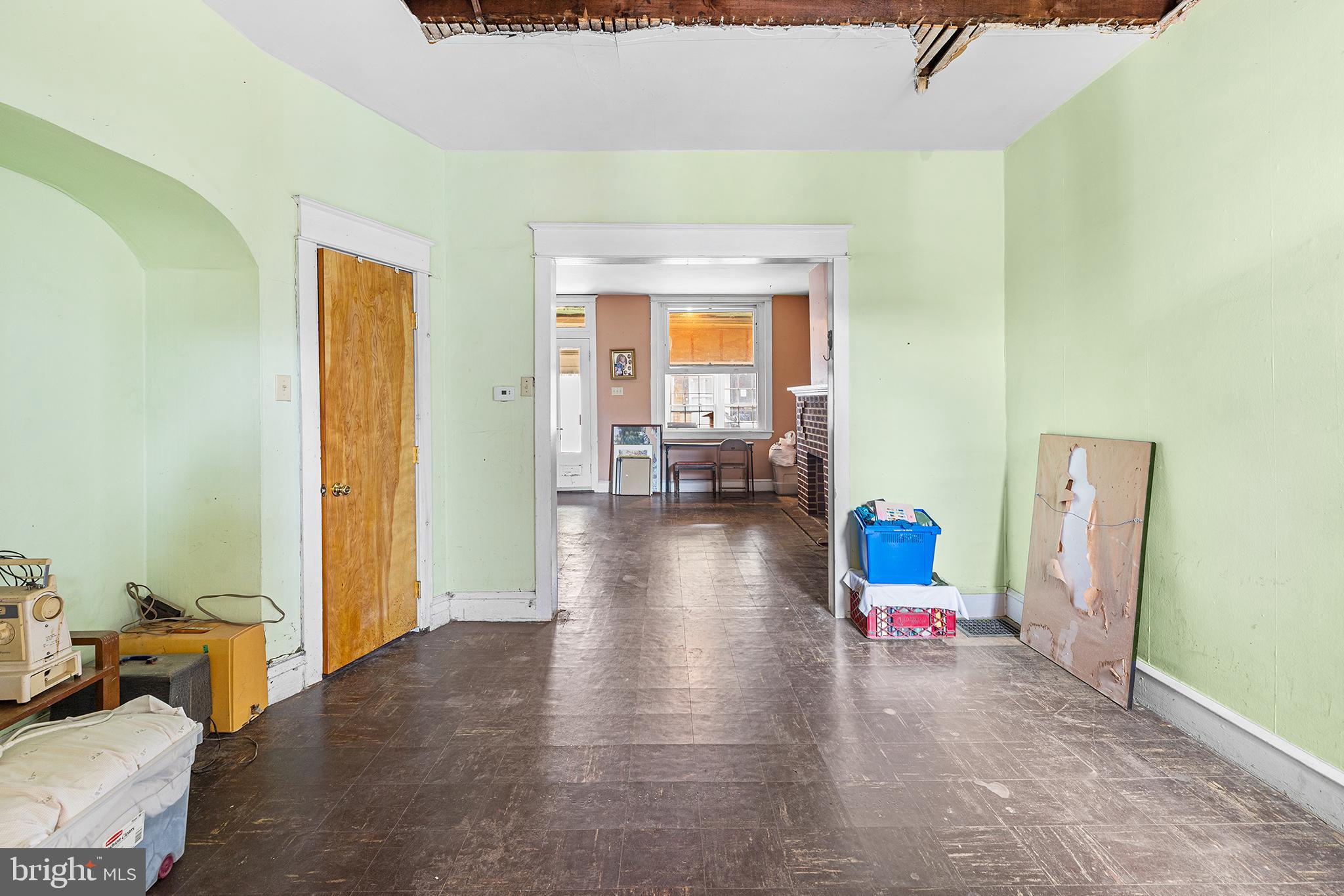 2017 E PACIFIC STREET