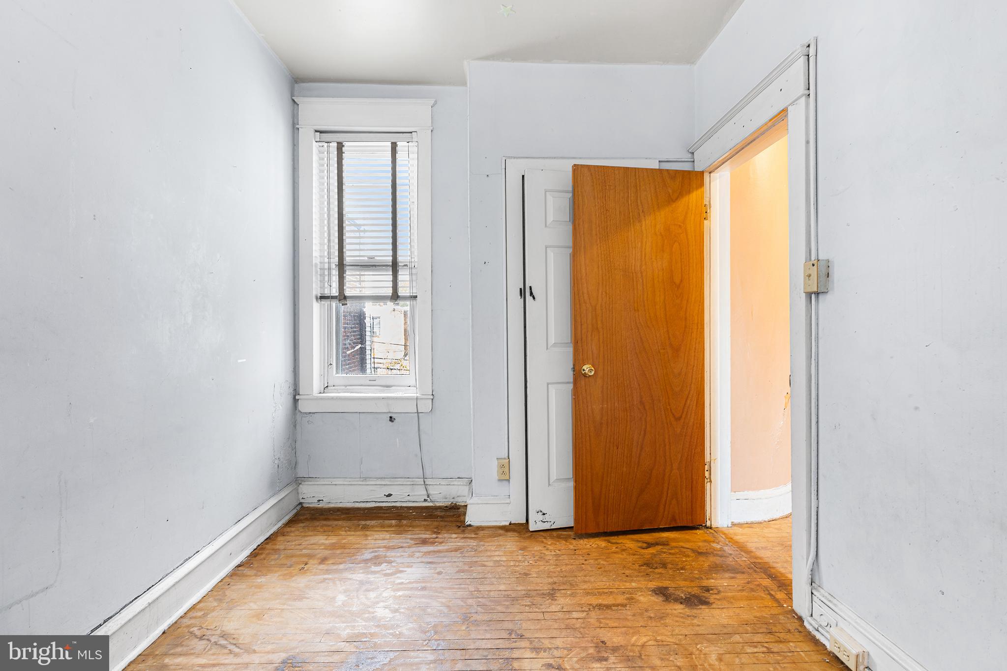 2017 E PACIFIC STREET