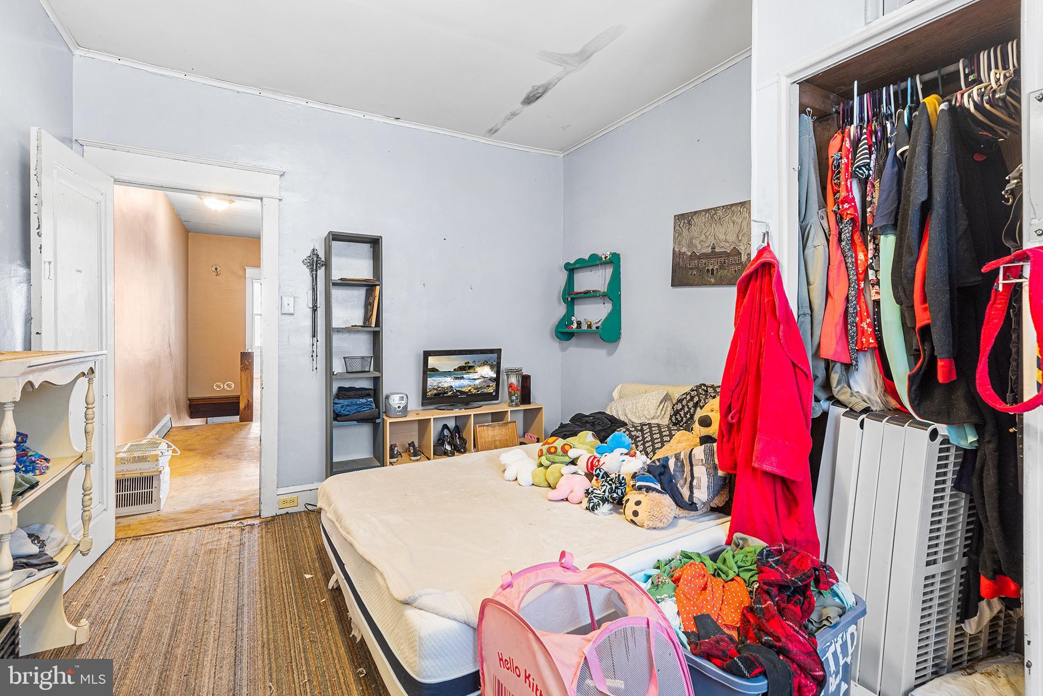 2017 E PACIFIC STREET