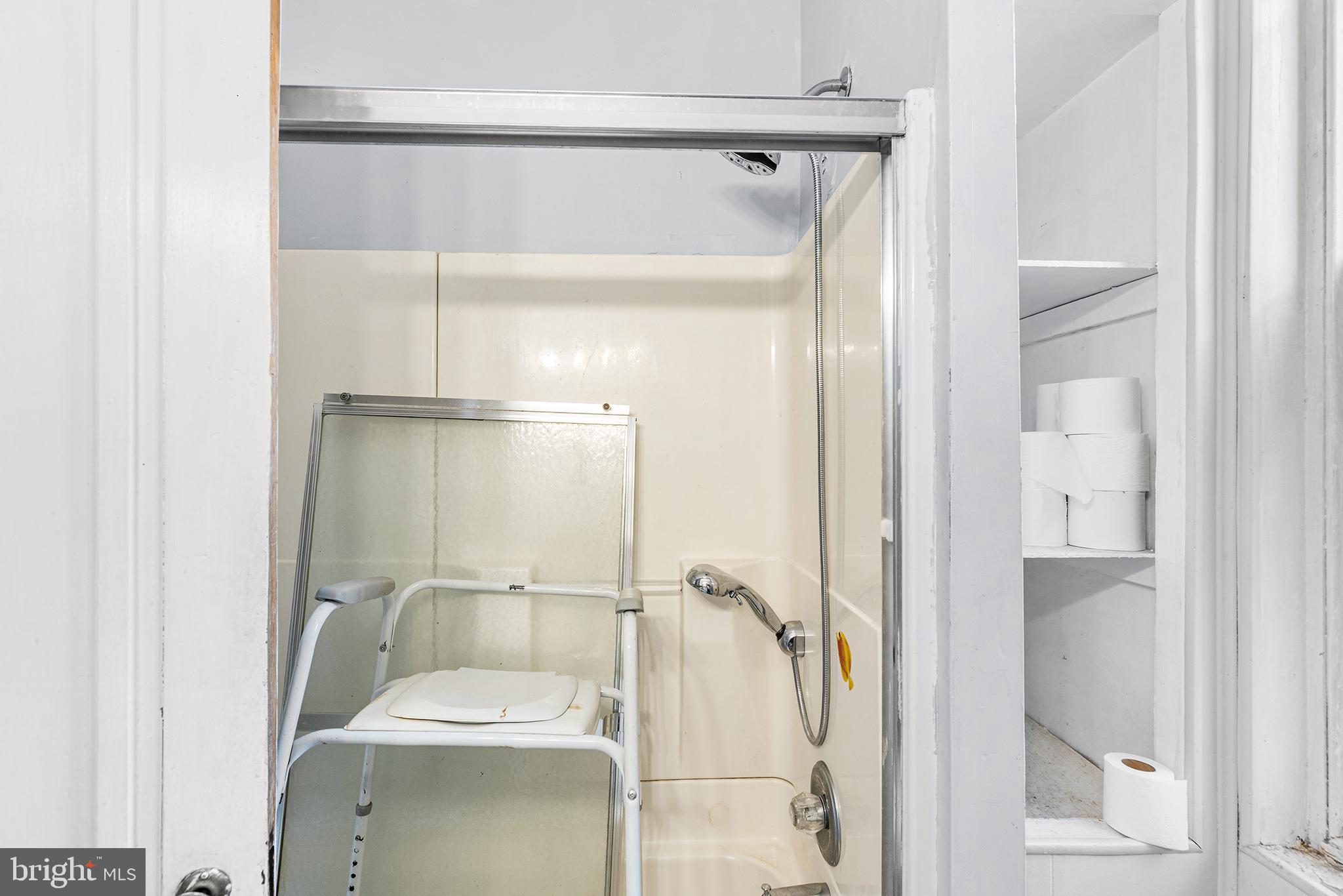 2017 E PACIFIC STREET