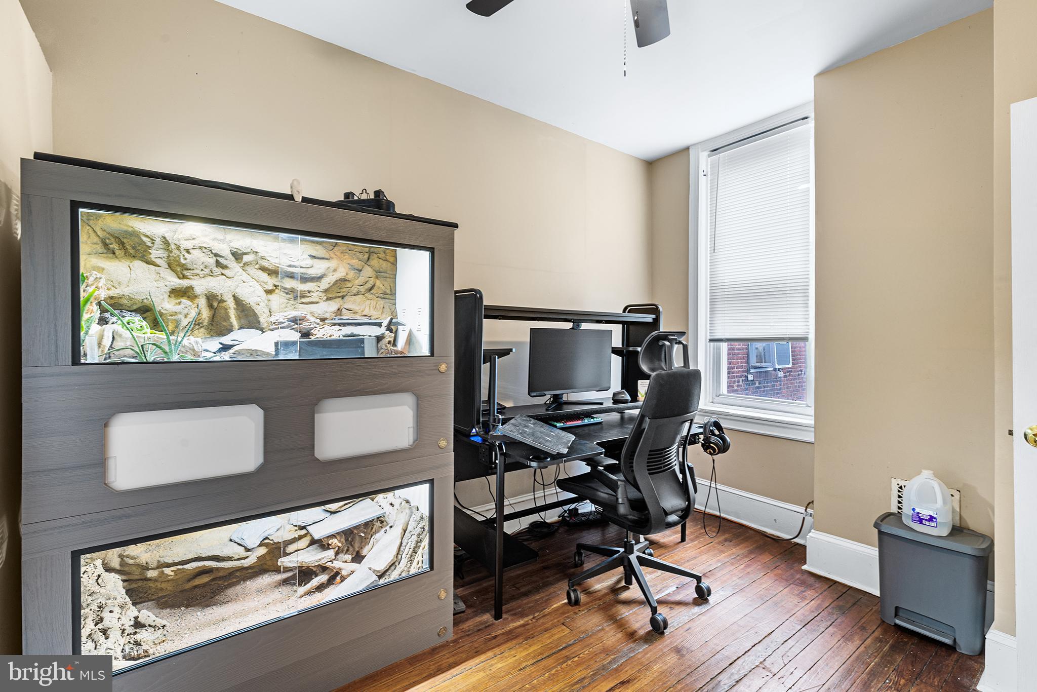 2718 W JEFFERSON STREET