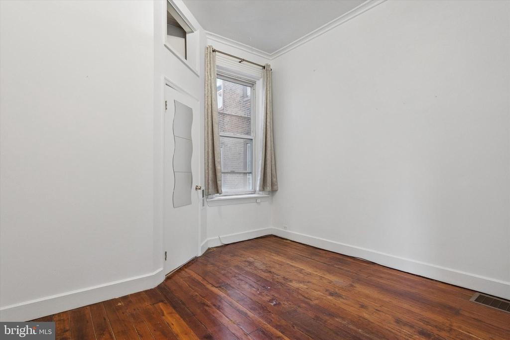 159 N 21ST STREET 2F