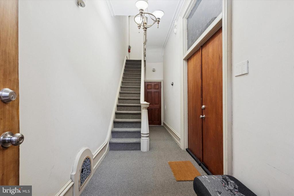 159 N 21ST STREET 2F