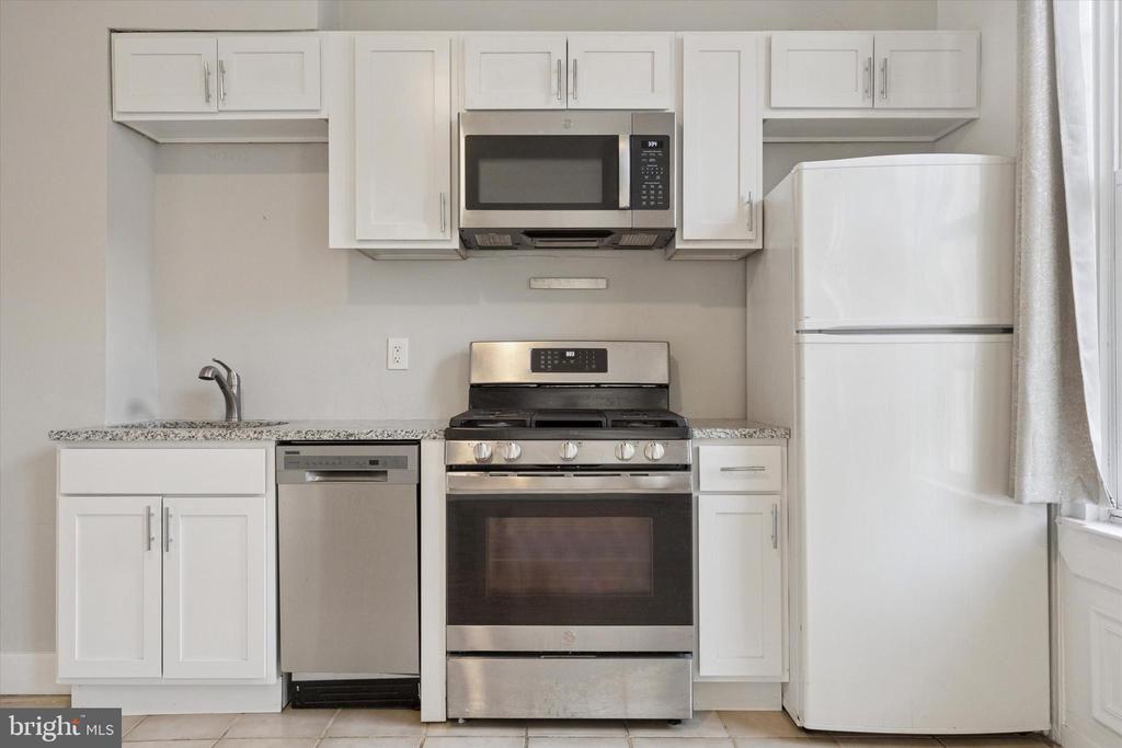 159 N 21ST STREET 2F