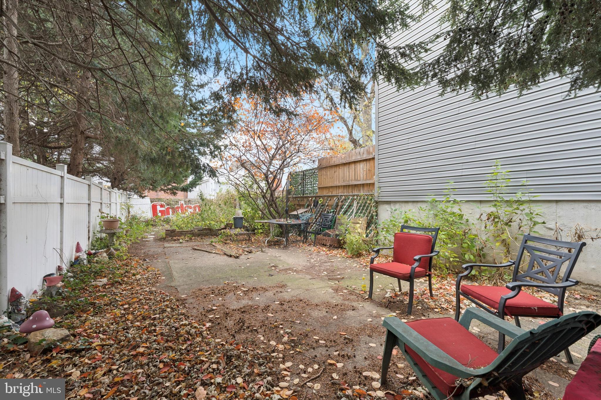 1122 MARLBOROUGH STREET