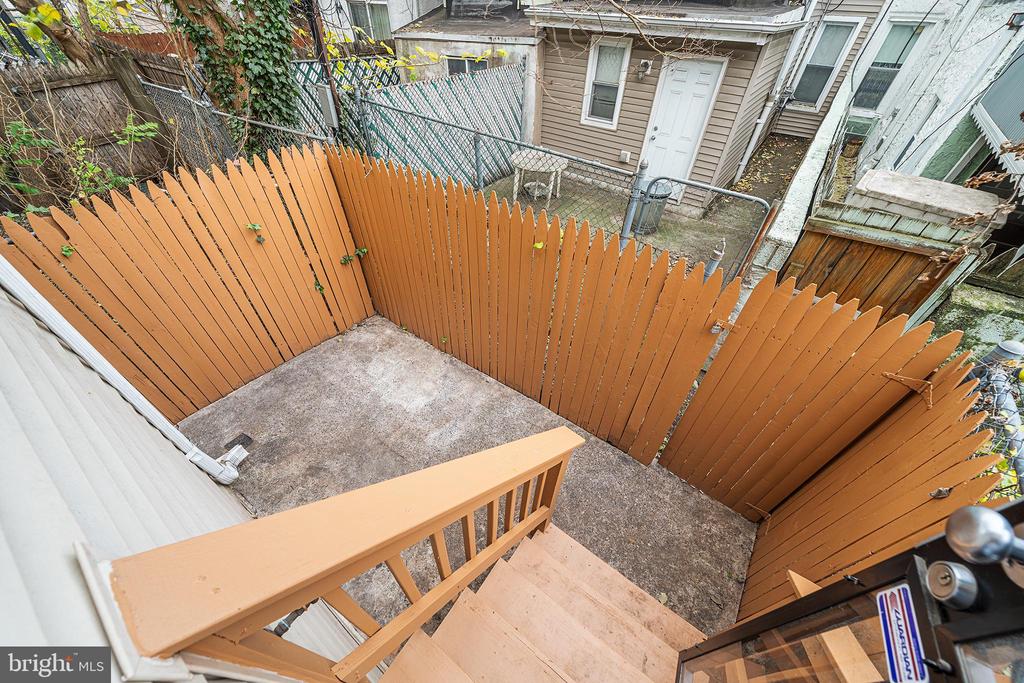 426 N HOLLY STREET