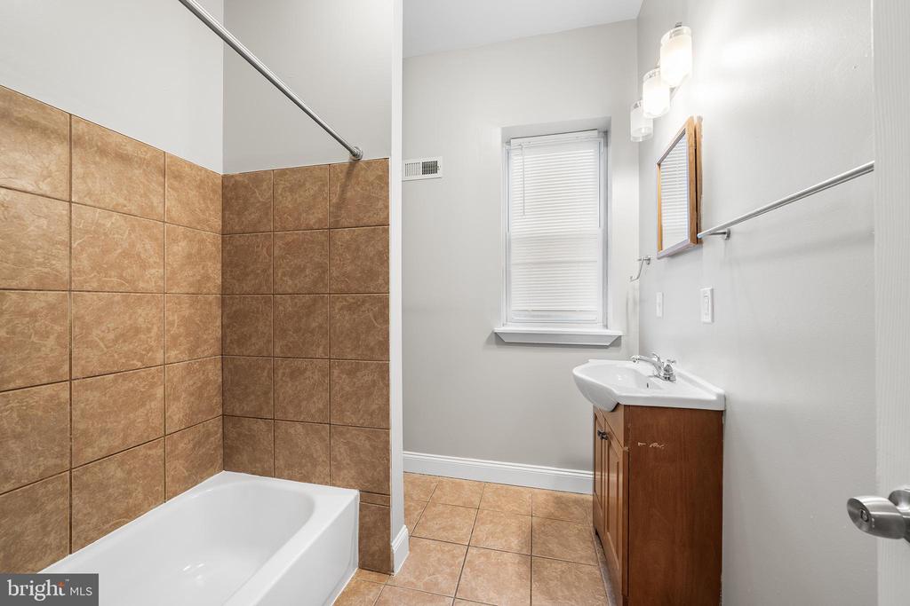 1240 S 56TH STREET