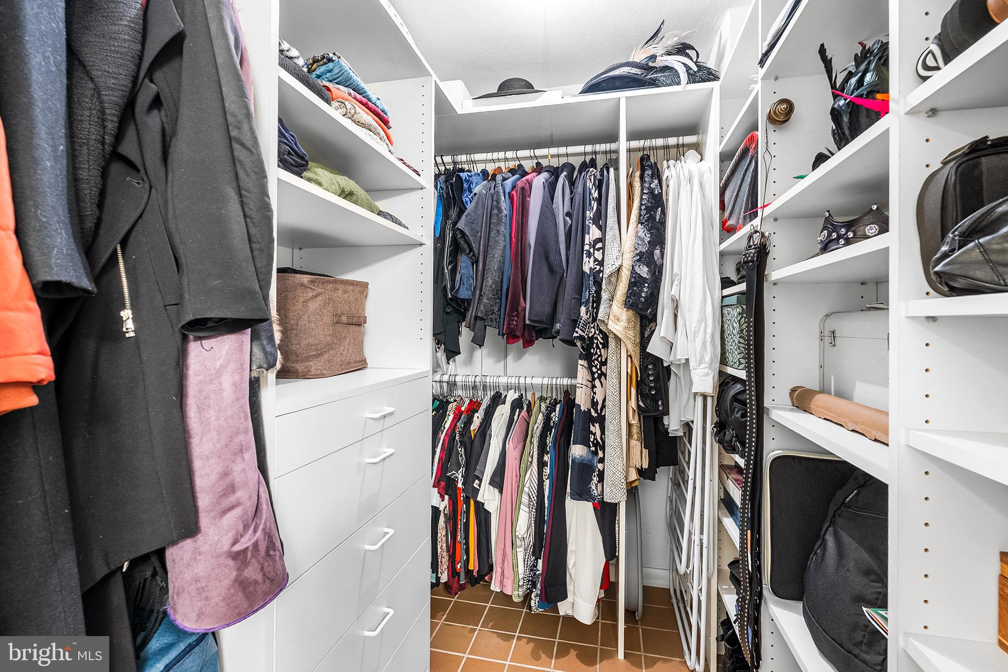 604 S WASHINGTON SQUARE 36 1106