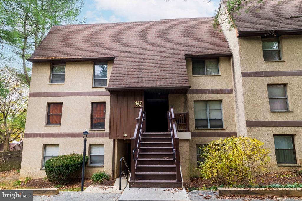 427 SHAWMONT AVENUE 00 C