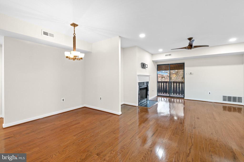 427 SHAWMONT AVENUE 00 C