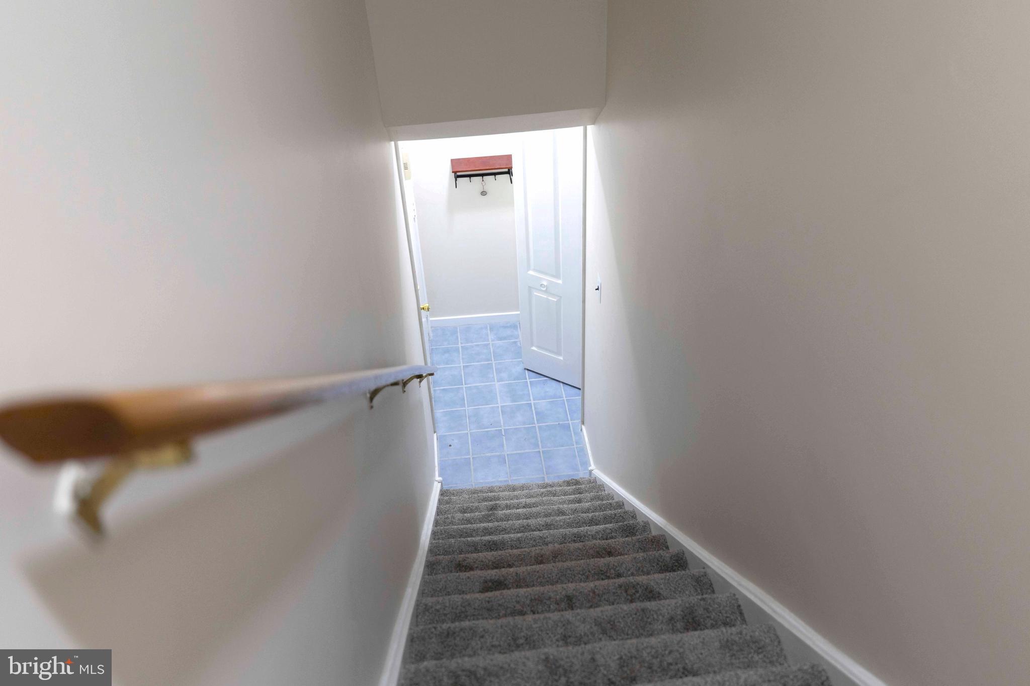 427 SHAWMONT AVENUE 00 C