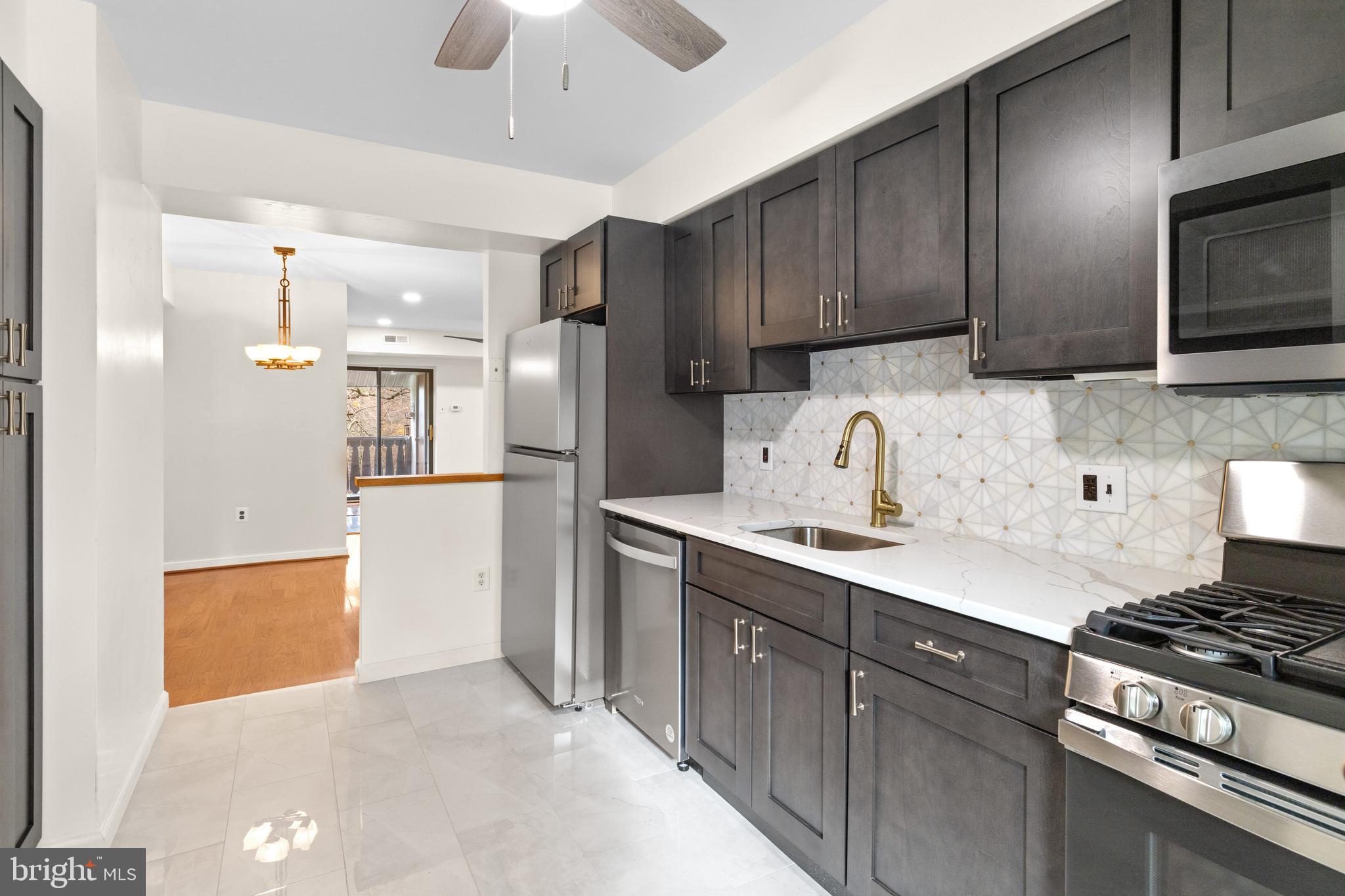 427 SHAWMONT AVENUE 00 C