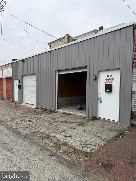 3441 FRANKFORD AVENUE 43