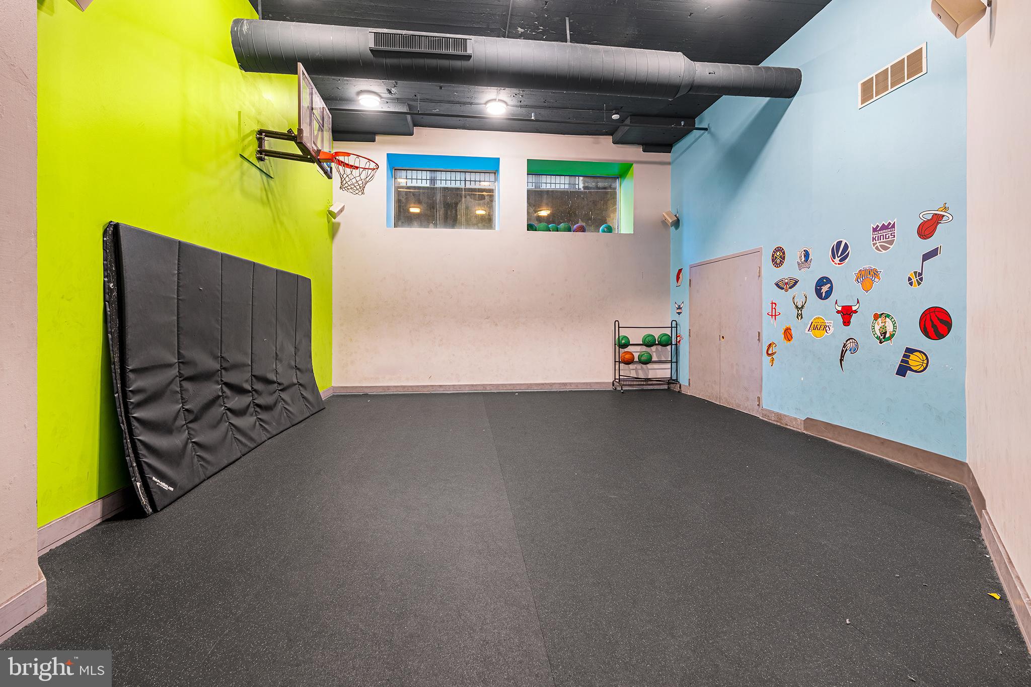 1100 S BROAD STREET 00 200A