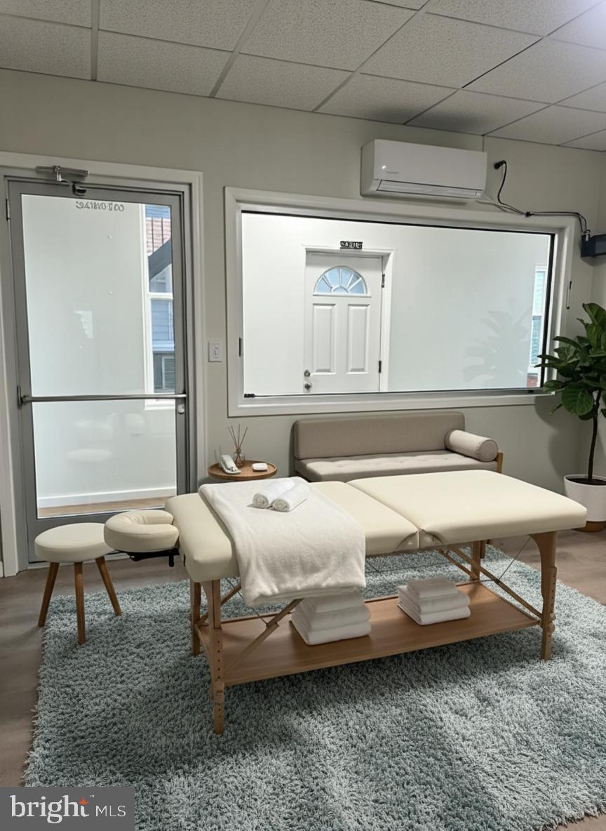 1901 N HOWARD STREET B