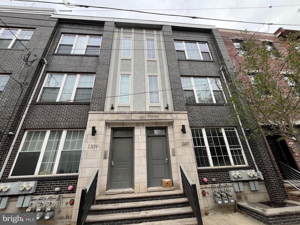 1307 N 6TH STREET 1