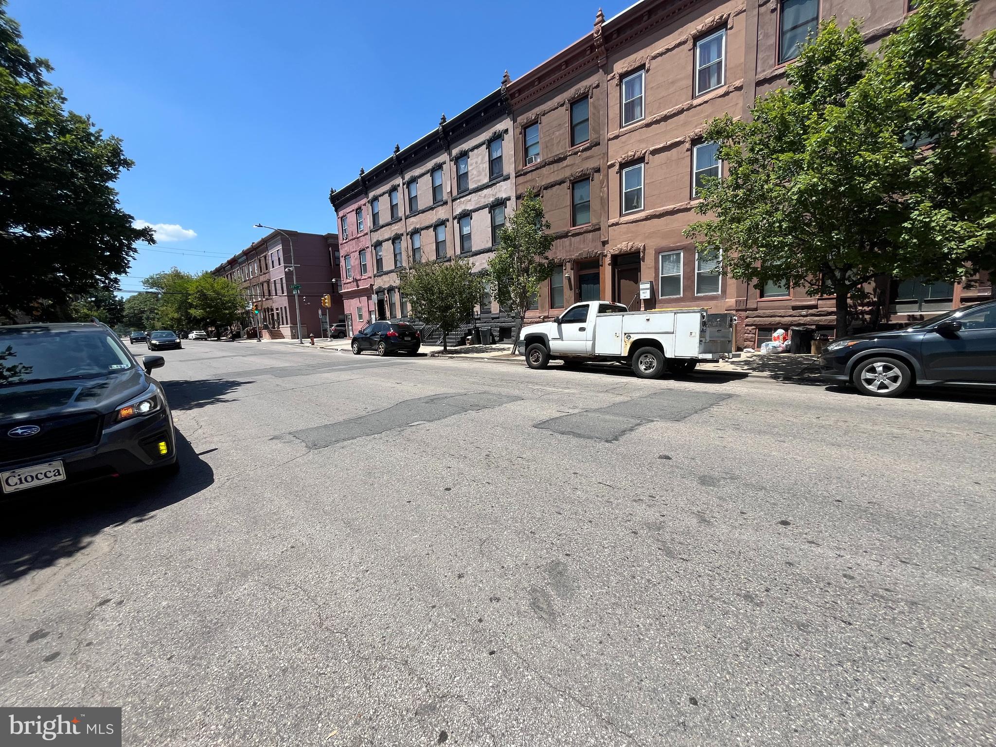 3028 W DIAMOND STREET