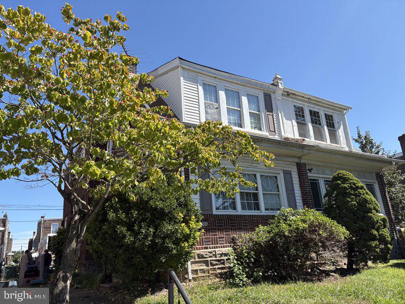2305 RHAWN STREET