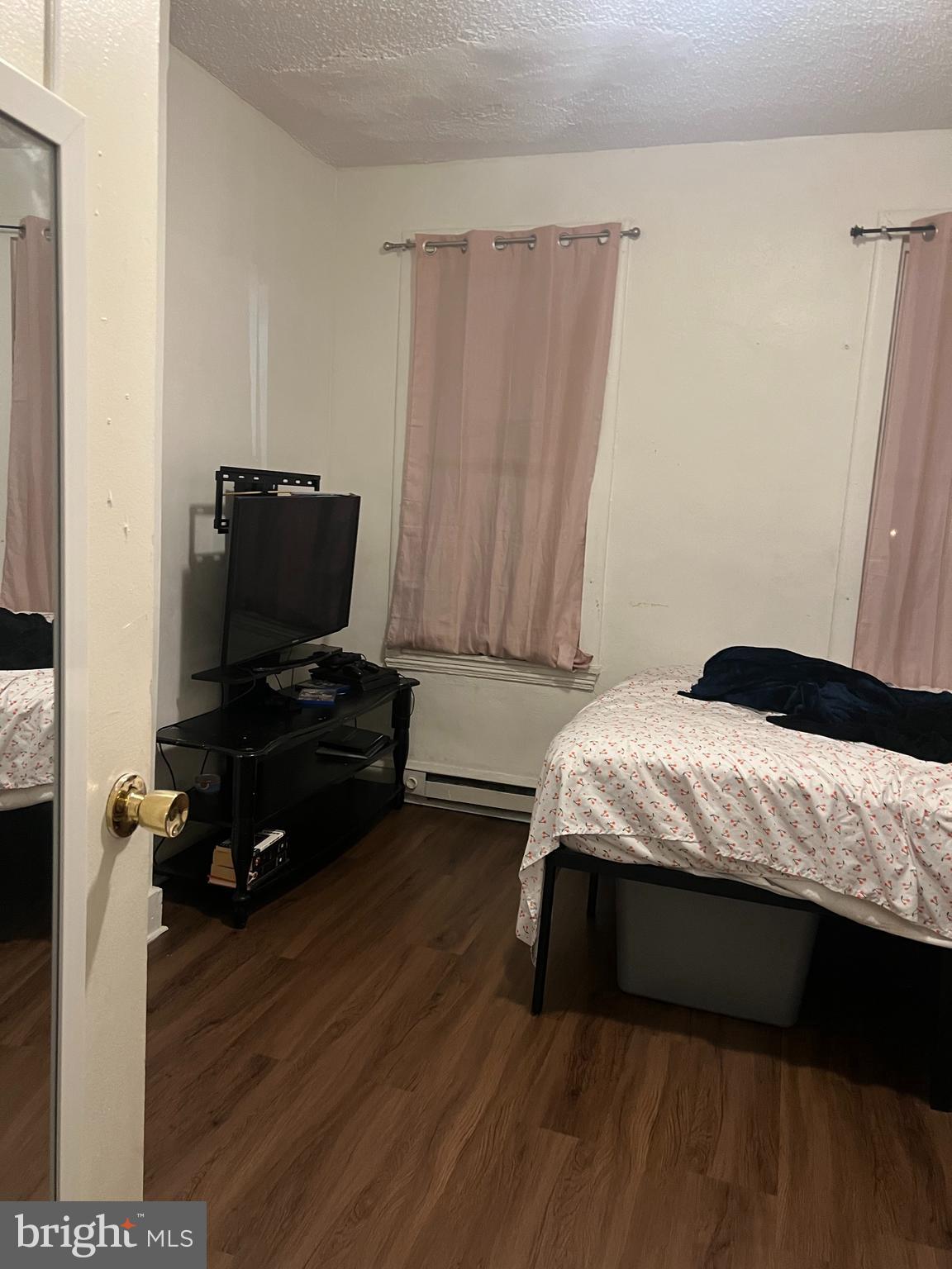 2615 N MASCHER STREET